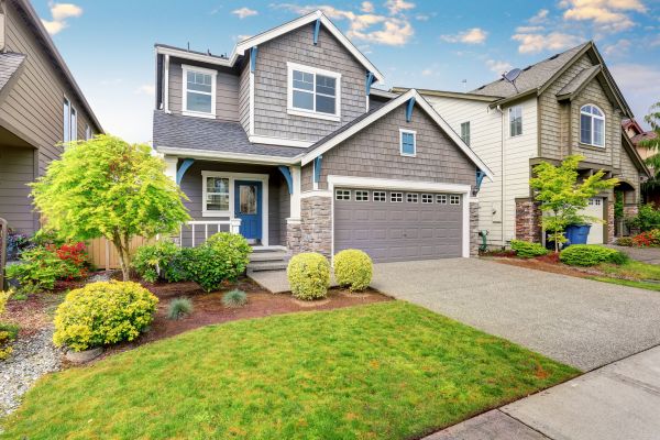 Curb Appeal Landscaping in Seneca